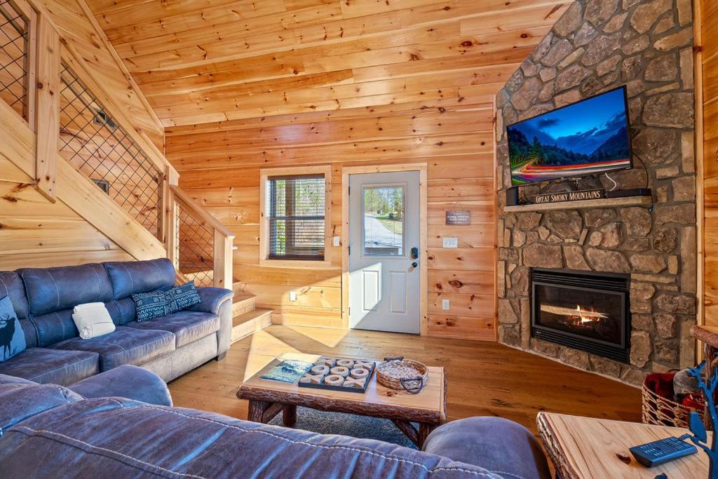 Bobcat Den By Eden Crest Villa Gatlinburg Eksteriør billede